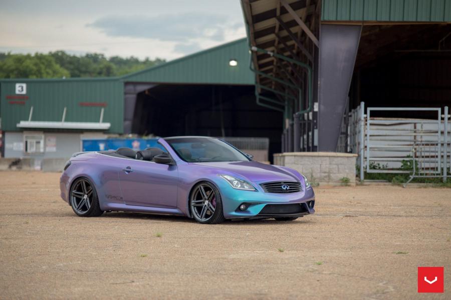  Infiniti G37 Convertible on Vossen Wheels (VFS5) 2017 года  (фото 2 из 25)